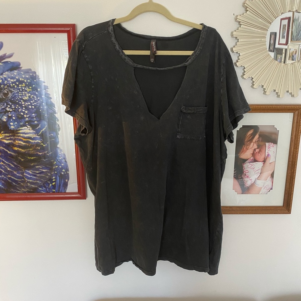 Torrid Distressed Black Top
